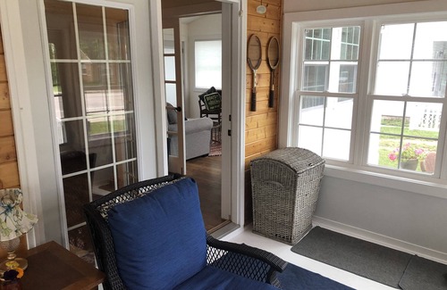 Beulah Cottage | Walk To All Beulah Amenities, Including Beach, Restaurants, Shopping, & Parks.