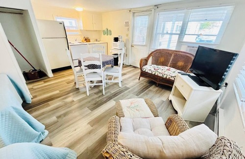 South Rehoboth Apartment | Walk to Beach, Dining & Shops! Cozy Apartment 1 Block from Rehoboth Ave