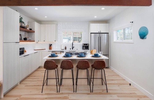 Mission Beach House | Walk to Beach! Family Home w/Courtyard & Fire