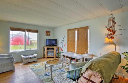 Moclips House | Walk to Beach! The Little Orcas Moclips Cottage