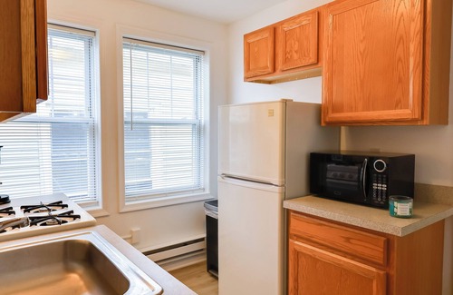 Ocean Grove Apartment | Walk to Downtown & Beach: Ocean Grove Apartment!