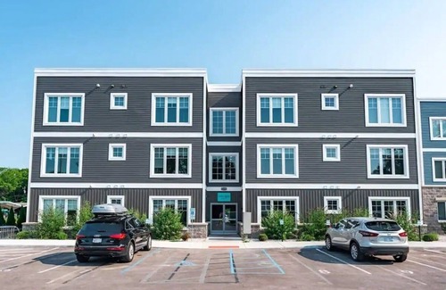 Traverse City Condo | Walk to downtown T.C. New 2 Bedroom Condo!