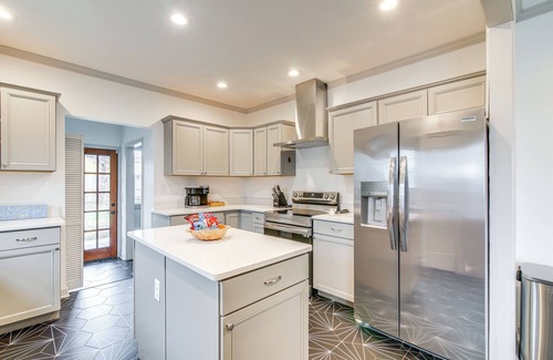 Cooper-Young Historic District House | Walk to Eats: Midtown Memphis Home w/Patio!