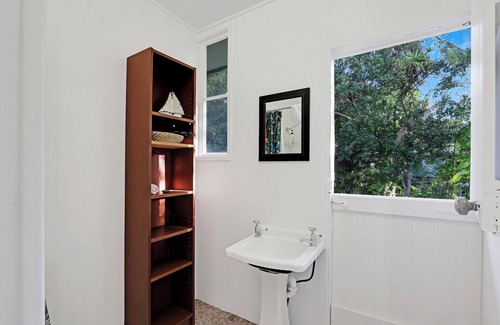 Point Lookout House | Walk to everything from this charming cottage