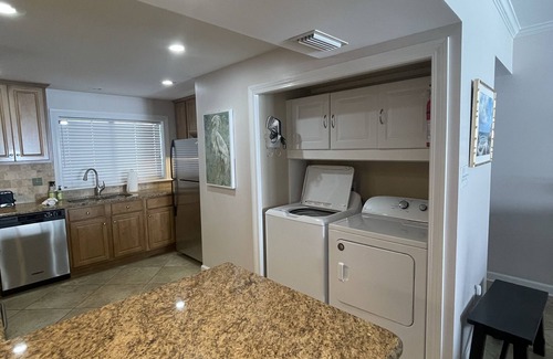 Ono Island Condo | Walk to Flora-Bama! On Beach! We love snowbirds! Monthly discount!