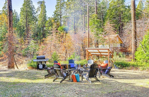 Twain Harte Cabin | Walk to Golf, Lake: Twain Harte Cabin w/Fireplace