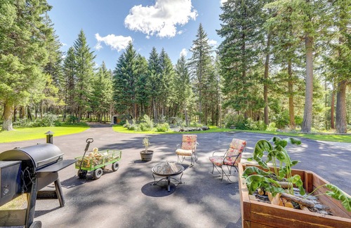 Libby Apartment | Walk to Happys Inn: Studio w/Outdoor Space!