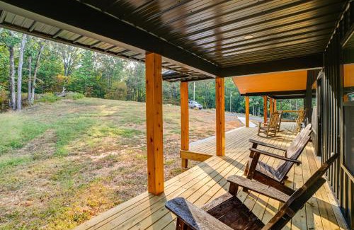 Cadiz House | Walk to Lake Barkley! Family Home with Outdoor Oasis