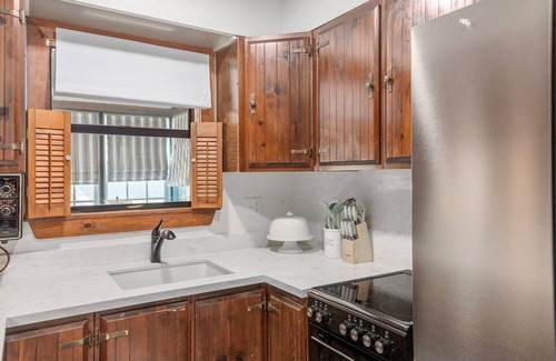 Fredericksburg House | Walk to Main! Hot Tub, Fire Pit, Texas Charm