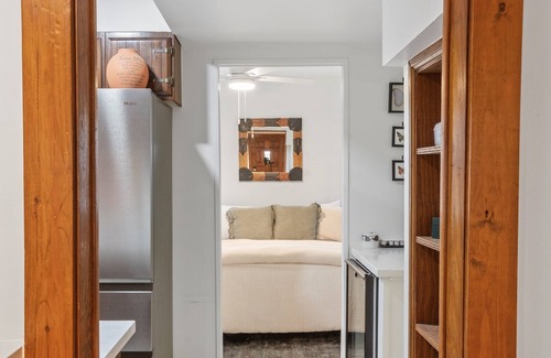 Fredericksburg House | Walk to Main! Hot Tub, Fire Pit, Texas Charm