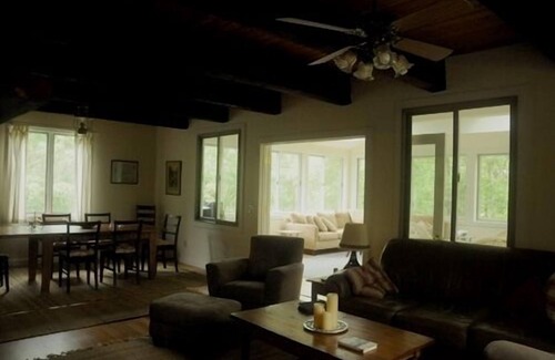 Barnstable House | Walk to Main Street, beach and harbor
