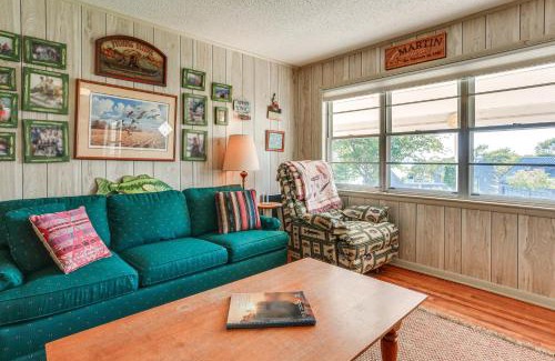 Kingston House | Walk to Marina Family Home with Yard in Kingston