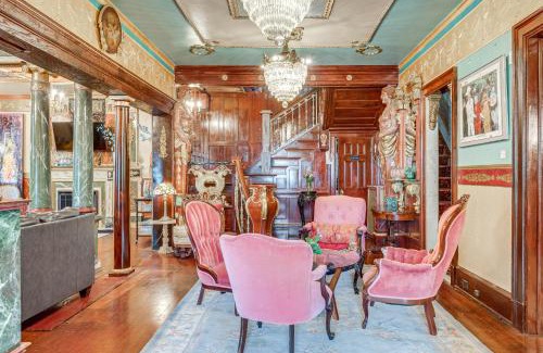 Scranton House | Walk to Nay Aug Park Grand Group Getaway with Patio