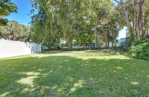 Deerfield Beach Cottage | Walk to Ocean: Chic Deerfield Beach Cottage!