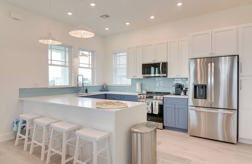 Surfside Beach House | Walk to Ocean: Home w/Deck in Surfside Beach!
