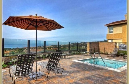 Monarch Beach Condo | Walk to, Ritz Carlton, Waldorf Astoria Monarch Beach and Salt Creek Beach.