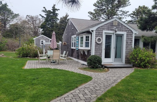 West Yarmouth House | Walk to Seagull Beach from this Pristine Cape Cod Getaway Home