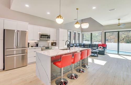 Avalon by the Sea House | Walk to Shore: Modern Stunner in Ormond Beach!