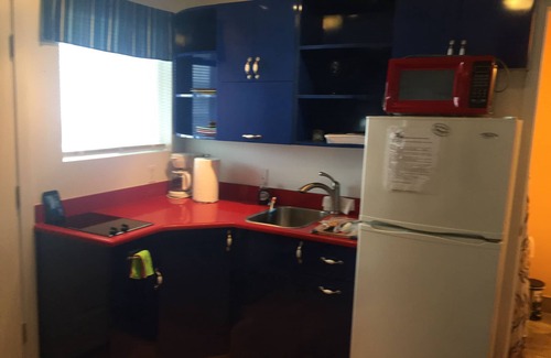 Misquamicut Apartment | Walk to the Beach Unit 6