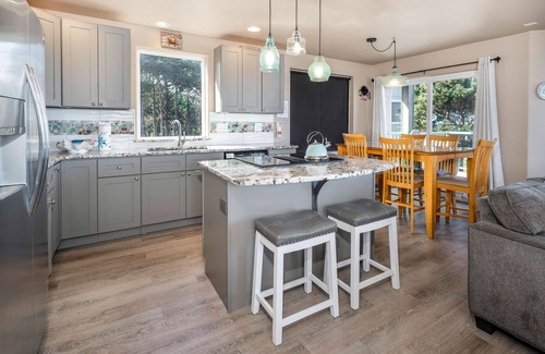 Beverly Beach House | Walk to the sand from this Beachfront Pet Friendly home, enjoy panoramic views