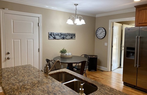 Lookout Valley Neighborhood Association House | Walk to the Venue - 10 minutes to Downtown and Lookout Mountain - hiking, biking