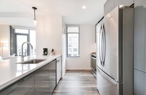 Shawmut Apartment | Walkable Boston Neighbourhood | Downtown 2BR near Tufts