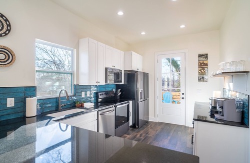 East Lake House | Walkable Luxury In East Lake