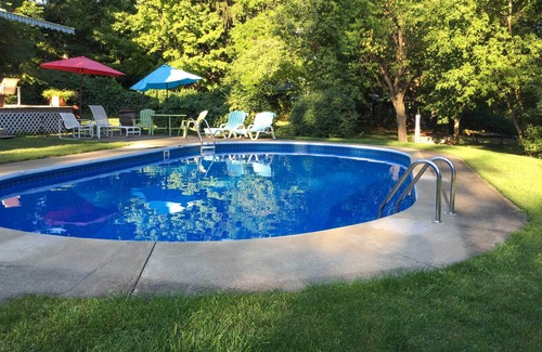 Hammondsport Apartment | Walkable Studio on Historic Hammondsport Property!
