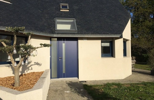 Fouesnant House | Walking distance to beaches and shops