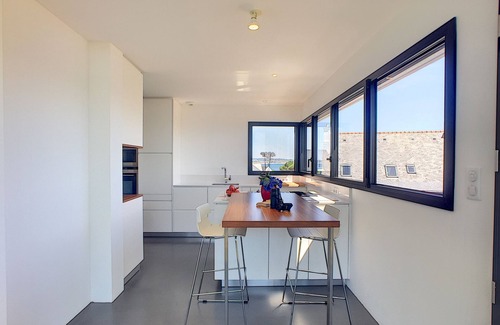 Audierne Villa | Walking distance to the sea - exceptional view - modern villa
