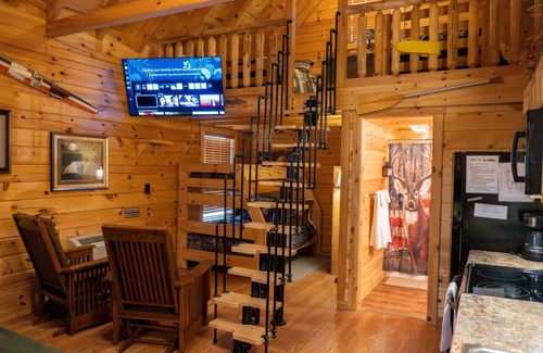 Byrdstown Apartment | Walleye Point - 1 Minute from Dale Hollow Lake