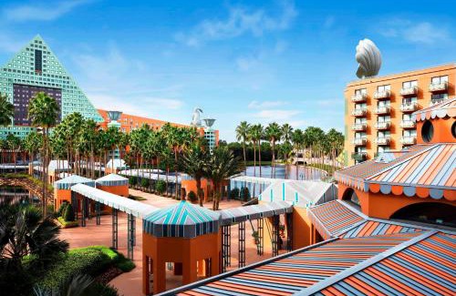 Bay Lake Resort | Walt Disney World Swan