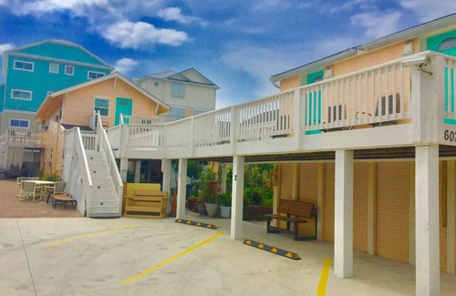 Carolina Beach Condo | "Wanda's suite 2: Downtown and next to the SEA!