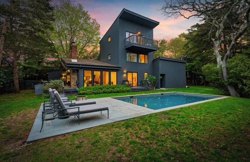 Bellport House | Wander Bellport Park