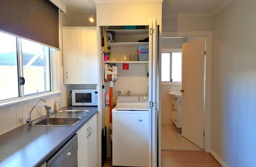 Moonta Bay House | Wander In, Moonta Bay
