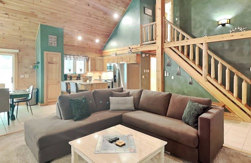 McHenry House | Wander Through the Woods | Indoor Pool, Hot Tub
