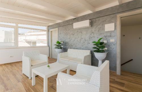 Mola di Bari House | Wanderlust Experience Sunset