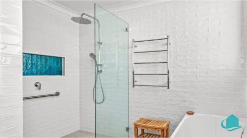 Wangi Wangi House | Wangi Waters