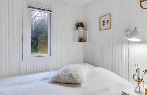 Hou House | "Wanona" - 1.9km from the sea by Interhome