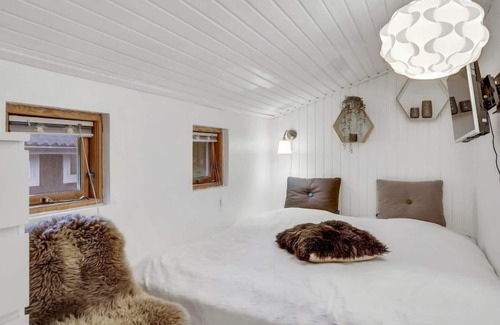Hou House | "Wanona" - 1.9km from the sea by Interhome