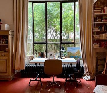 Saint-Vincent-de-Paul Apartment | Warm and cosy Loft in paris with a private outdoor
