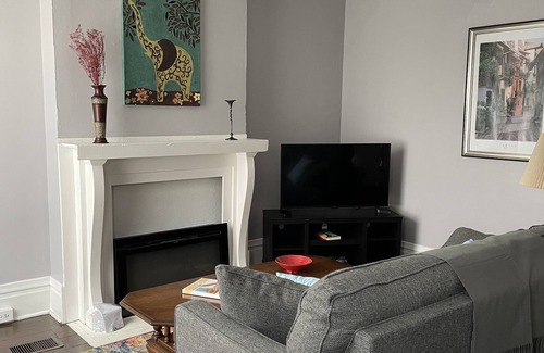 Columbus House | Warm and Spacious Home Away from Home Centrally Located