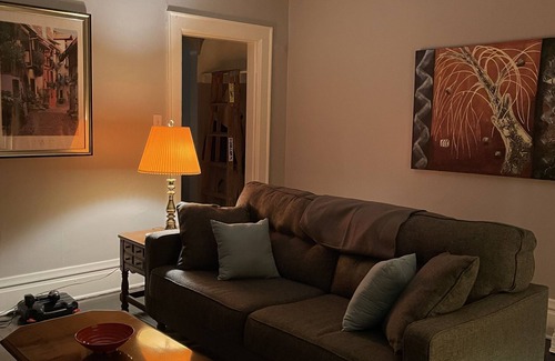 Columbus House | Warm and Spacious Home Away from Home Centrally Located