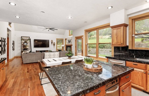 Carbondale Ski Chalet | Warm Chalet in the beautiful Rocky Mountains