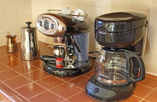 Inglewood-Finn Hill House | Warm welcome Kirkland/Finn Hill