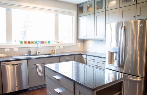 Ridge St. House | Warner House | Charming Home in Belmont- walk Downtown