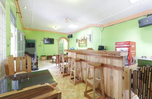 Binjai House | Waroeng Transit & Depary Homestay