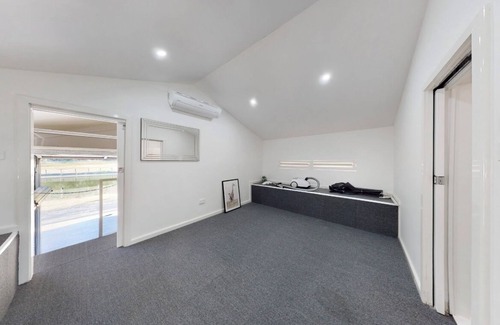 Wisemans Ferry House | Water frontage with private boat ramp, jetty and your own mooring. Cabin 3.