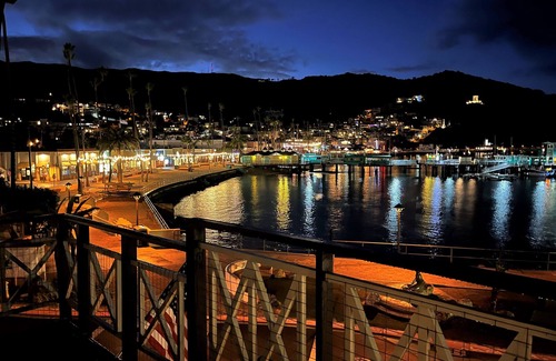 Avalon House | Waterfront 1 Bedroom Penthouse. Incredible Views! Incredible Deck! Read Reviews