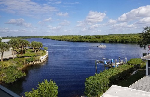Venice House | WaterFront, access to the gulf , Atlanta Braves baseball golf courses